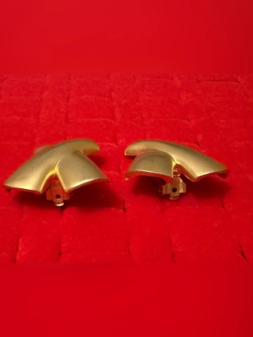 Vintage Matte Gold Tone Crossed Clip-On Earrings - Women Accessories